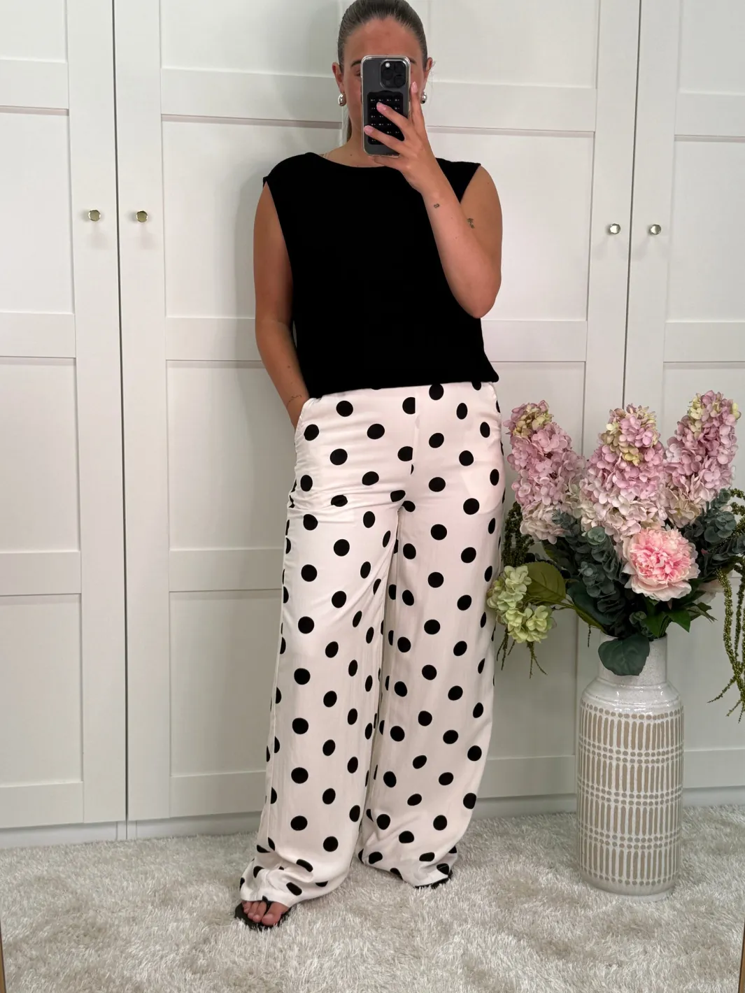 A-bee Aejuiana Wide Dot Pant | Jeans, Leggings & Byxor