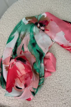 Aejuliska Scarf