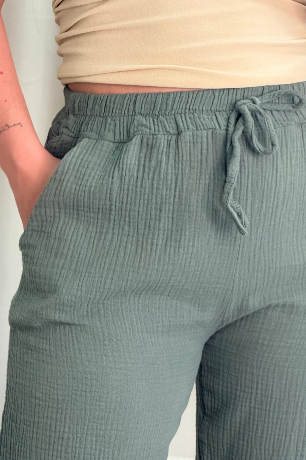 A-bee Aesonja Pants | Jeans, Leggings & Byxor