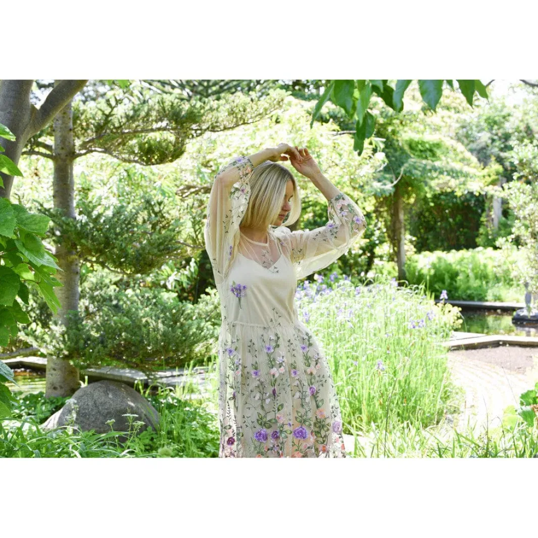 A-View Avfuschia Dress AV4614 | Klänningar
