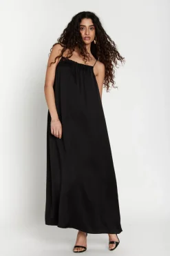 Bruuns Bazaar Bbkorthalsiabbtora Dress BBW4965 | Klänningar