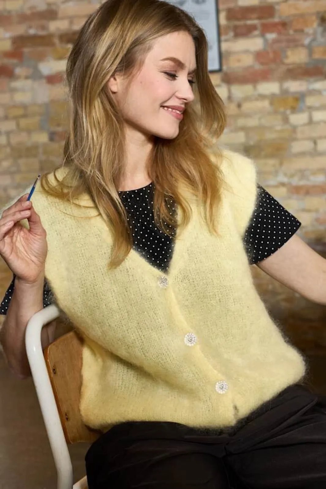 Black Colour Bcbjoerk Knit Vest 1250 | Sticka