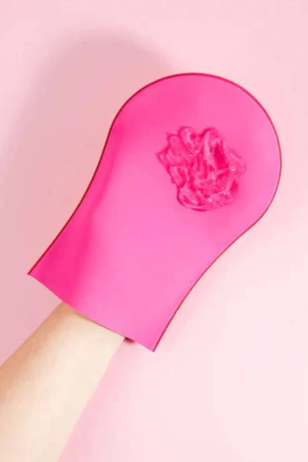 b.tan Btglow Your Own Way, Glow So Smooth Tannings Handske | Självbrunare