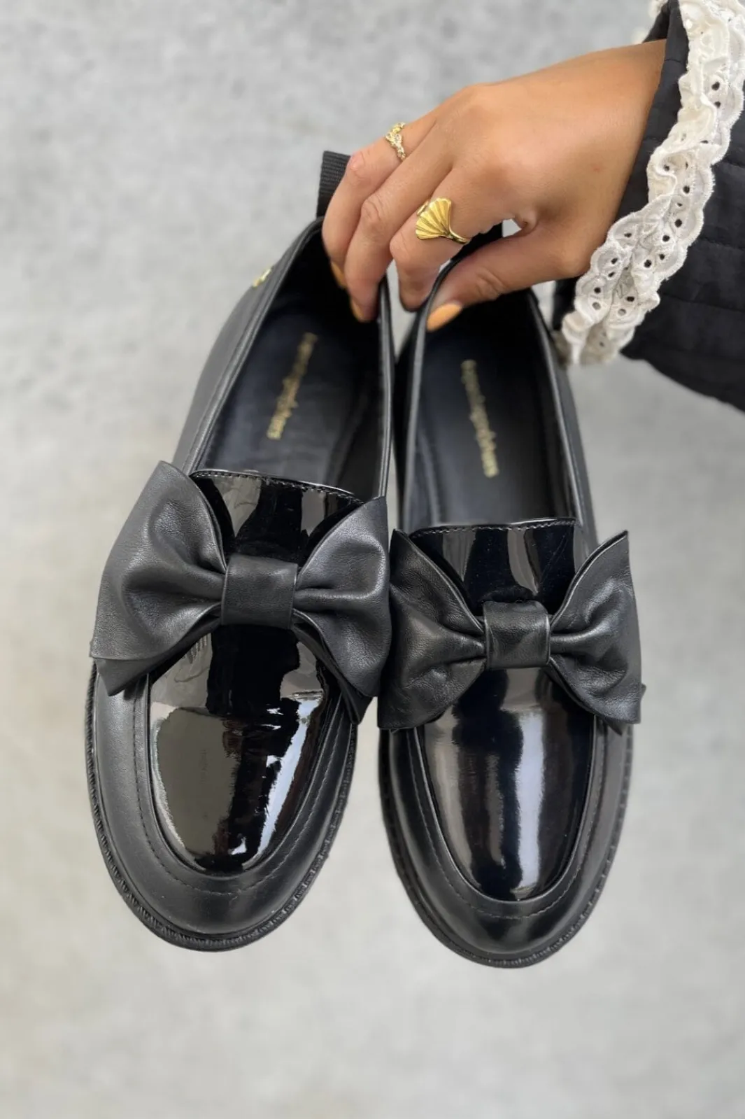 Copenhagen Shoes Cshello Bow | Loafers