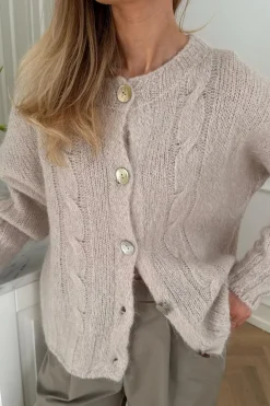 BYIC Ditteic Cardigan 3420 | Sticka