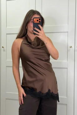 Dmhalterneck Lace