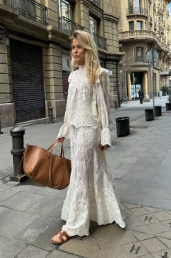 Ellinoric Lace Maxi Skirt