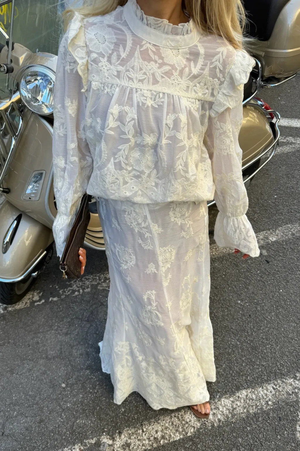 Ellinoric Lace Maxi Skirt