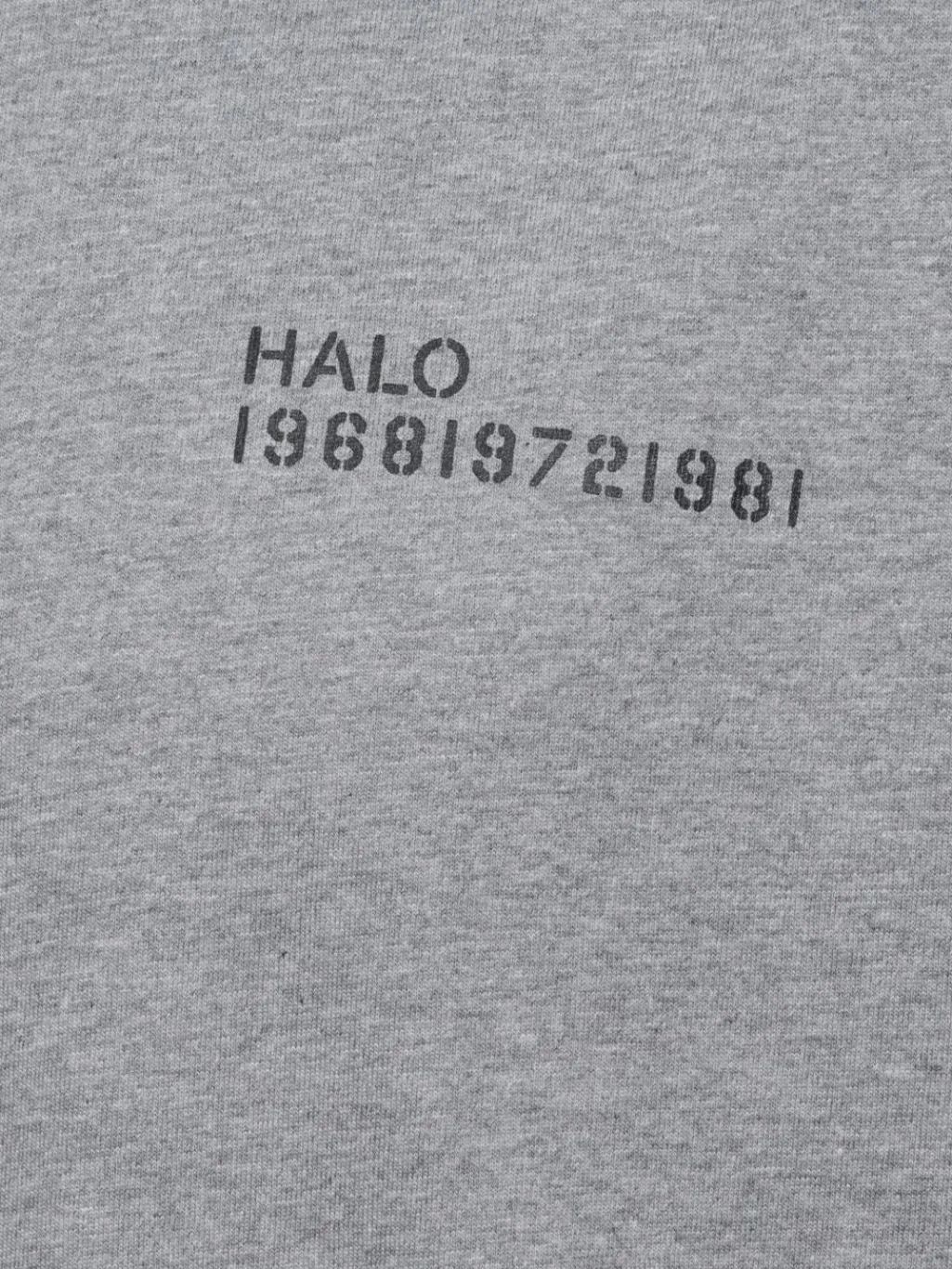Essential T-Shirt 610560