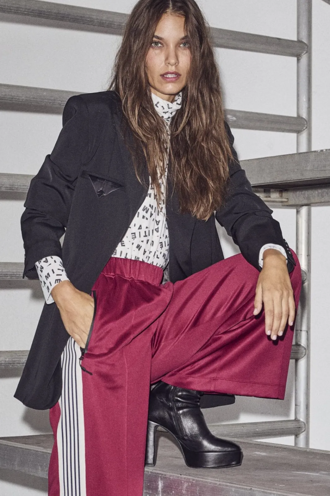 Haute L'Amitié Hapreiere inge Bazer H10002 | Blazers