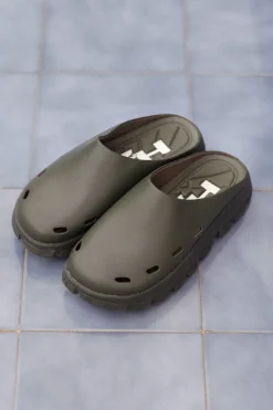 H2O H2trek Closed Sandal | Sandaler