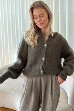 BYIC Idaic Cardigan | Amningsvänliga Kläder|Sticka