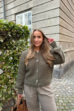 BYIC Idaic Cardigan | Amningsvänliga Kläder|Sticka