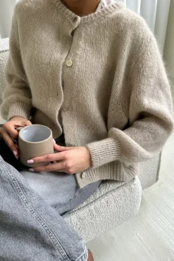 BYIC Idaic Cardigan | Sticka