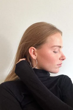 Jane Kønig Jkbig Tied Heart Hoop BTHH-AW25-S | Örhängen