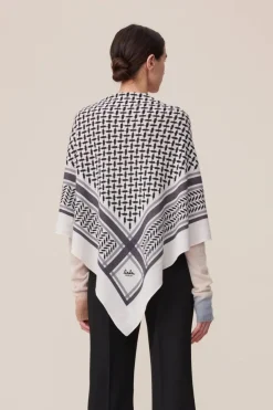 Lala Berlin Lbtriangle Trinity Classic M | Halsdukar