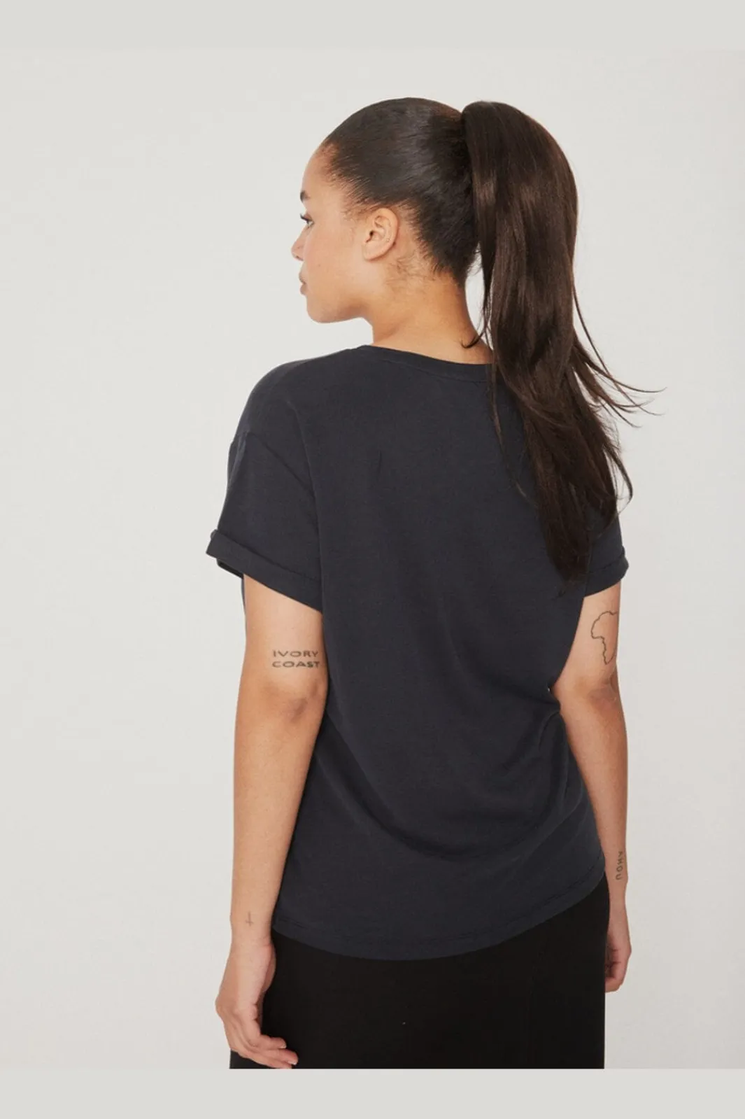 MbyM aana- 62327135 | T-Shirts & Toppar