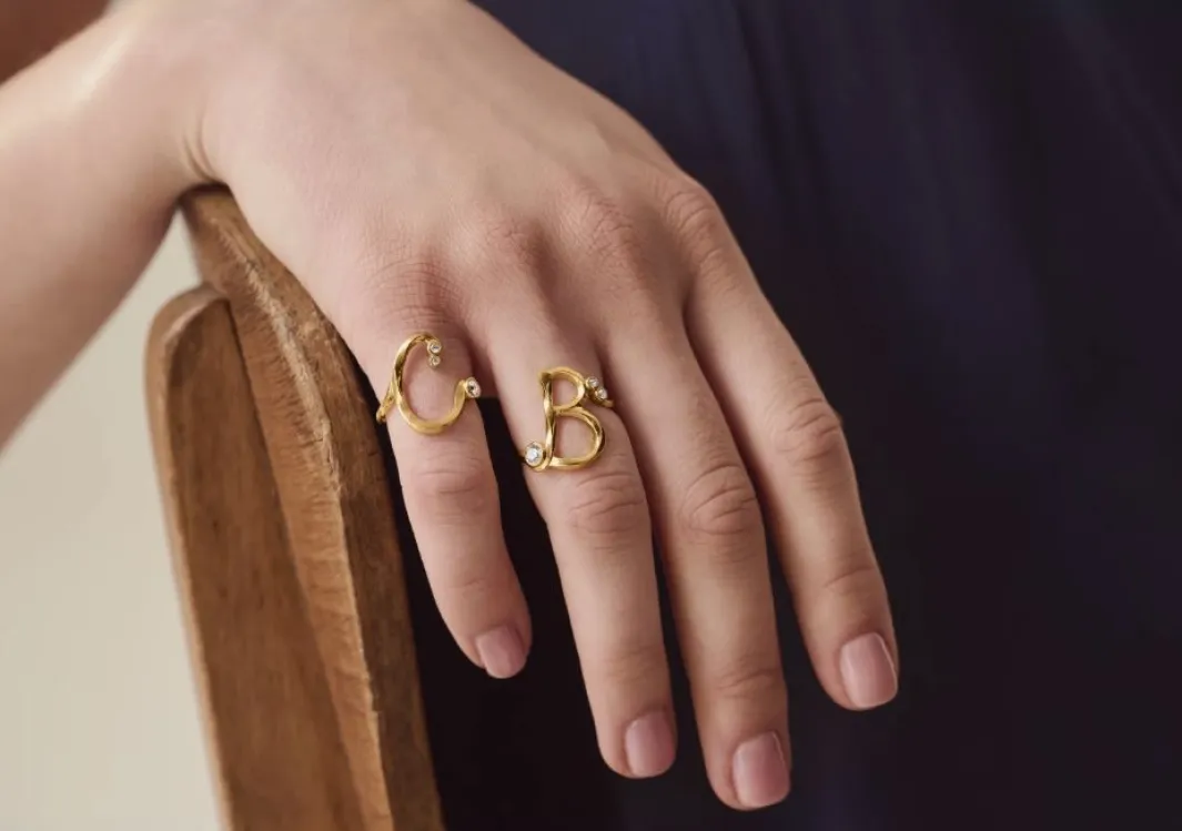 Maanesten Msc Alphabet Ring | Ringar