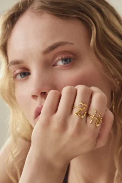 Maanesten Msh Alphabet Ring | Ringar