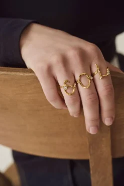 Msl Alphabet Ring