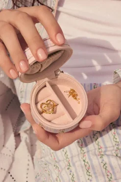 Maanesten Msround Jewelry Box | Smyckeskrin