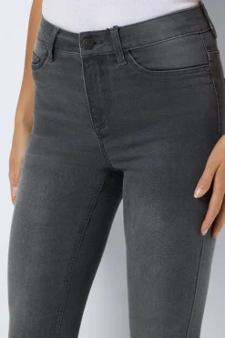 Noisy May Nmcallie Skinny Vi555Mg Fwd | Jeans, Leggings & Byxor