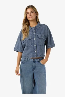 Noisy May Nenza / Reg Crop hirt g004b | Blusar & Skjortor