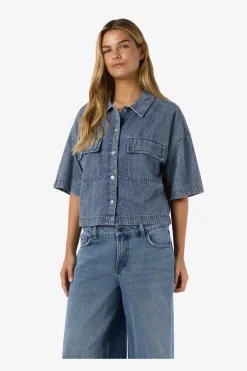 Noisy May Nenza / Reg Crop hirt g004b | Blusar & Skjortor