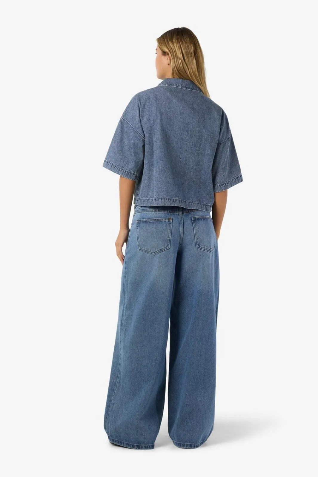 Noisy May Nenza / Reg Crop hirt g004b | Blusar & Skjortor