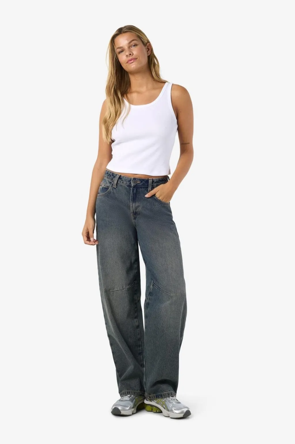 Nmhazal Barrel Jeans Vi586Mb