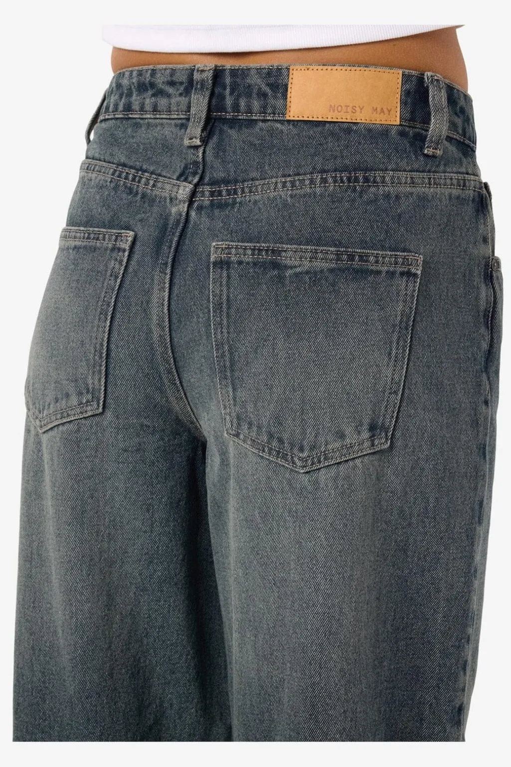 Nmhazal Barrel Jeans Vi586Mb