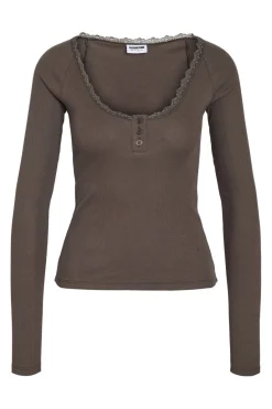 Noisy May Naya / ace Heney Top | T-Shirts & Toppar