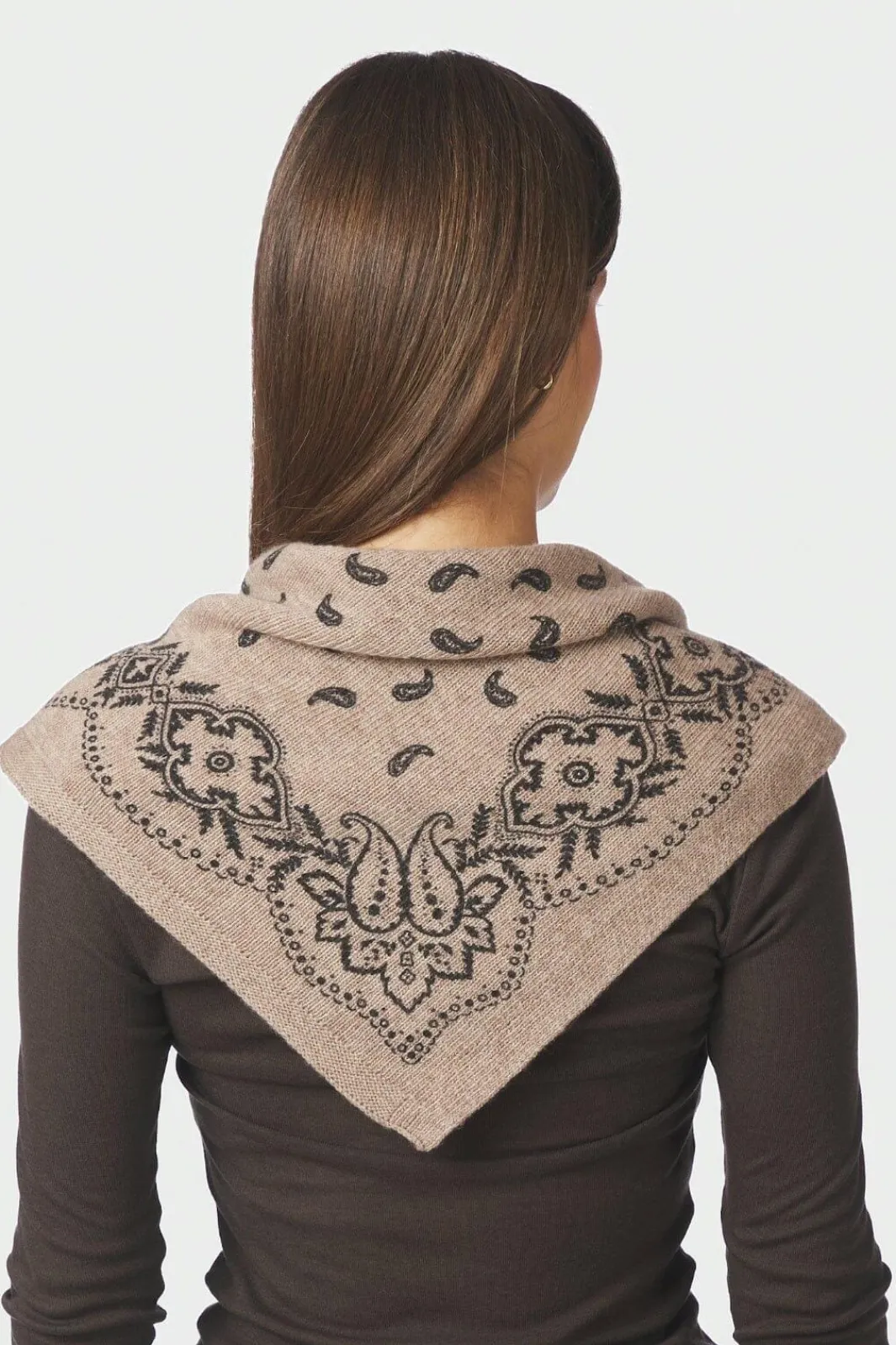 Neo Noir Nnadelina Paisley Knit Scarf 169506 | Halsdukar