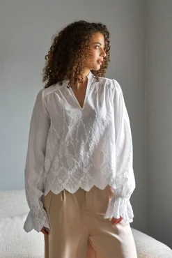 Nnamara Delicate Emb Blouse 166708