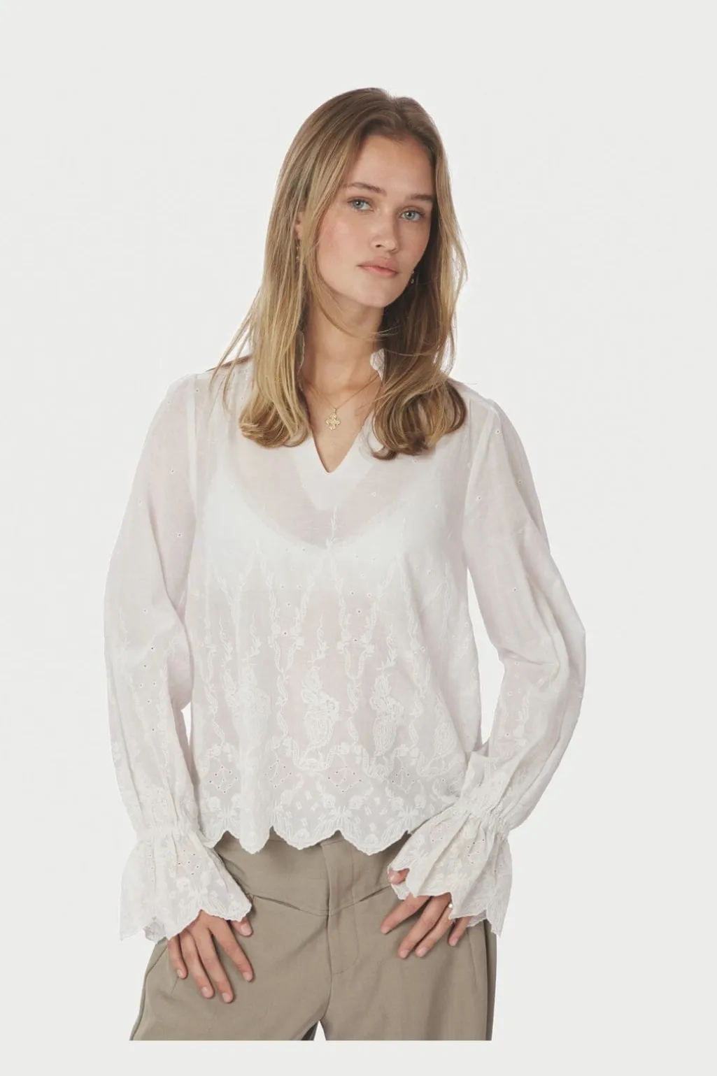Nnamara Delicate Emb Blouse 166708