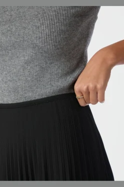 Neo Noir Nnboni Simple Plisse Skirt 166495 | Kjolar