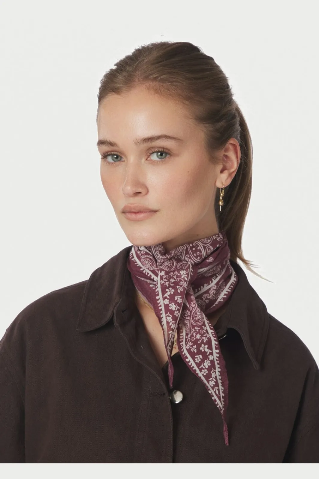 Neo Noir Nnkinessa Paisley Scarf 164346 | Halsdukar