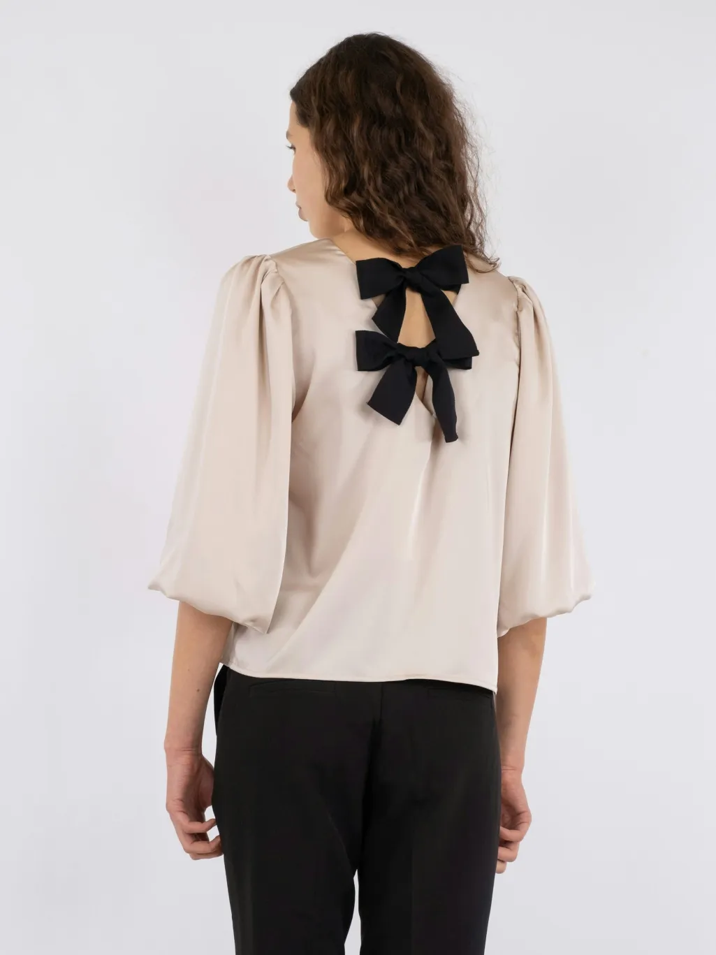 Nnlorraine Soft Satin Blouse