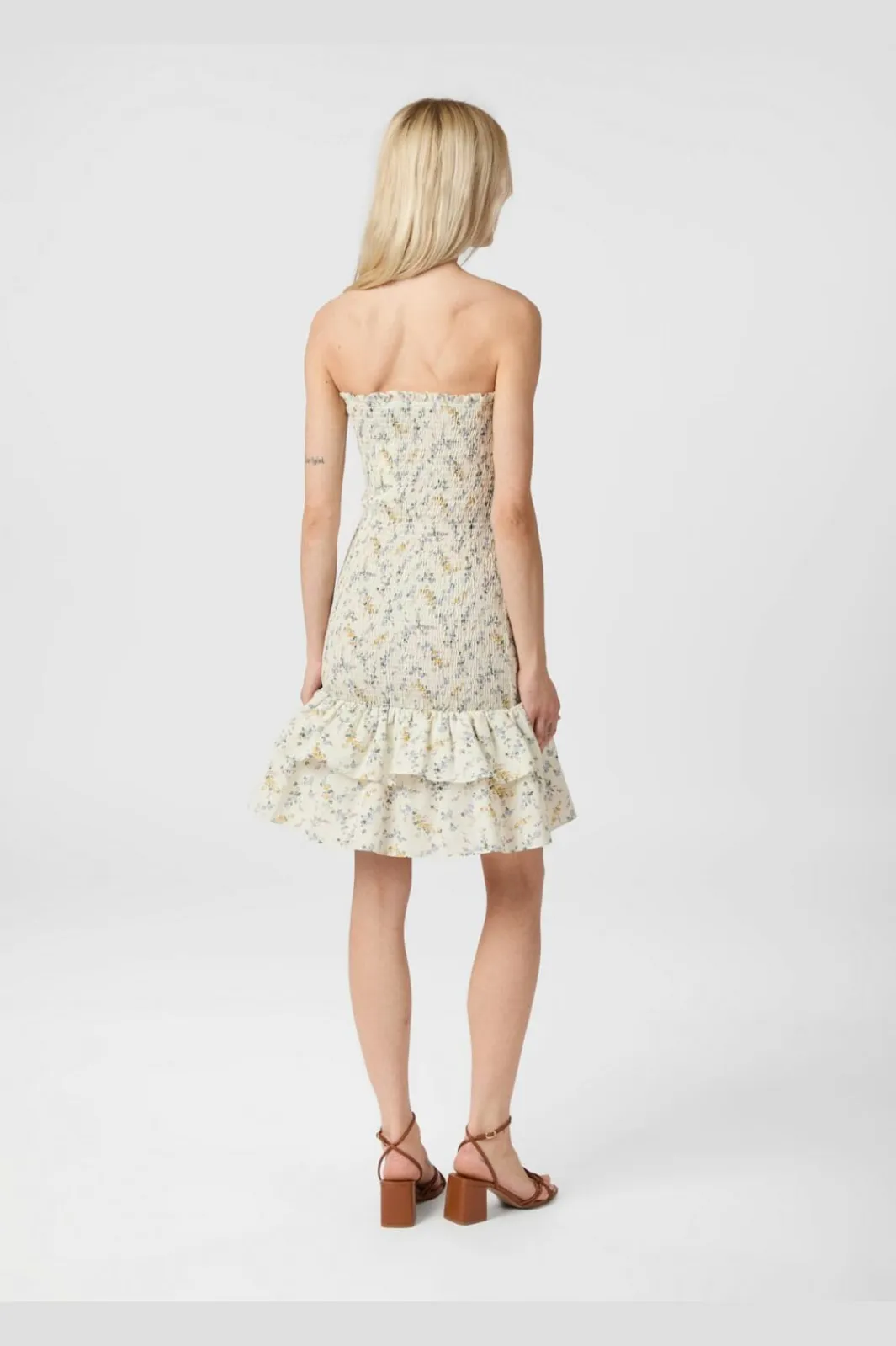 Neo Noir Nnmikka Smock Print Dress 164929 | Klänningar