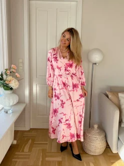 Neo Noir Nnolana Fading Flower Dress 169136 | Klänningar