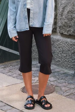Nntasia Suit Capri Pants