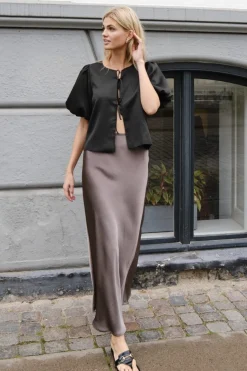 Nnvicky Heavy Sateen Skirt