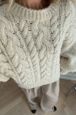 BYIC Noraic Sweater | Sticka