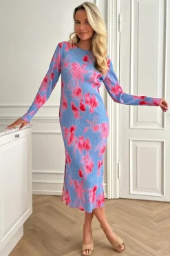 Odaic Dress