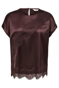 Only Onbea atin ace Top | T-Shirts & Toppar
