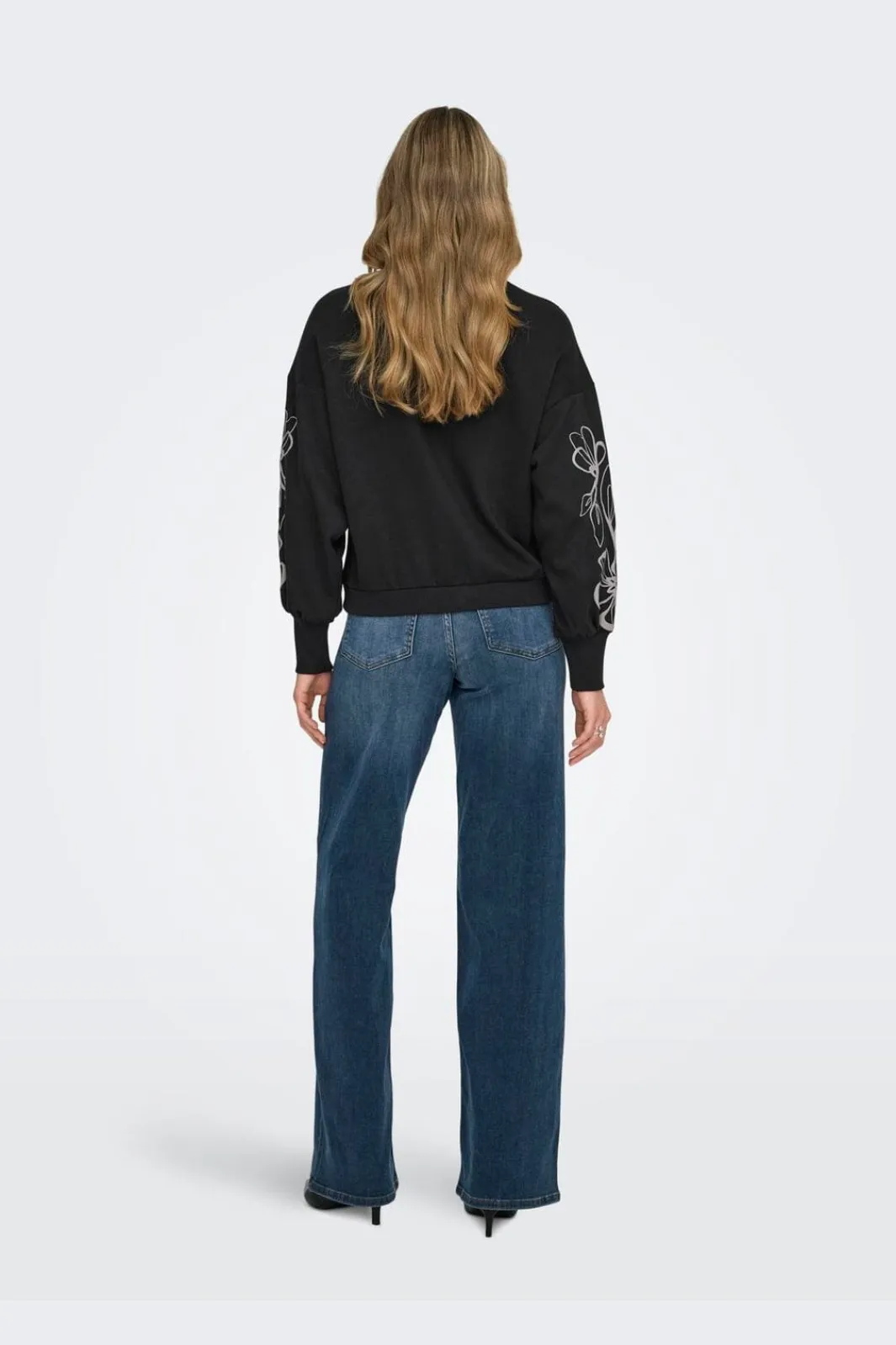 Only Onbrooke / O-Neck Fower wt | Träningsoveraller & Comfy Wear