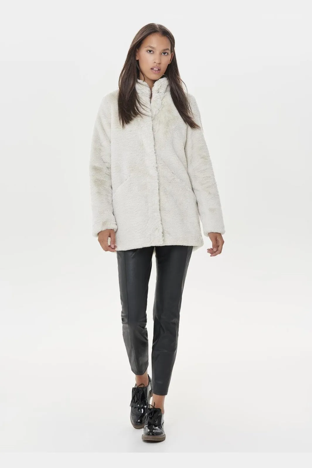 Only Onvida Faux Fur Coat | Ytterkläder & Jackor