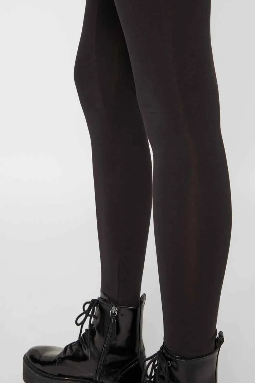 Pieces PcLondon Leggings | Jeans, Leggings & Byxor