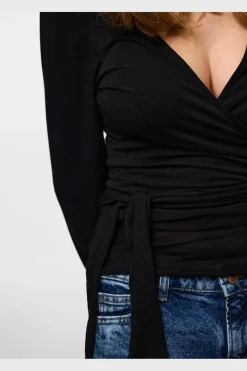 Pieces Pcroya Baerina Wrap Top | Blusar & Skjortor