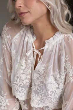 Molly&My x Melanie Due Rikke V Lace Blouse 167319 | Blusar & Skjortor